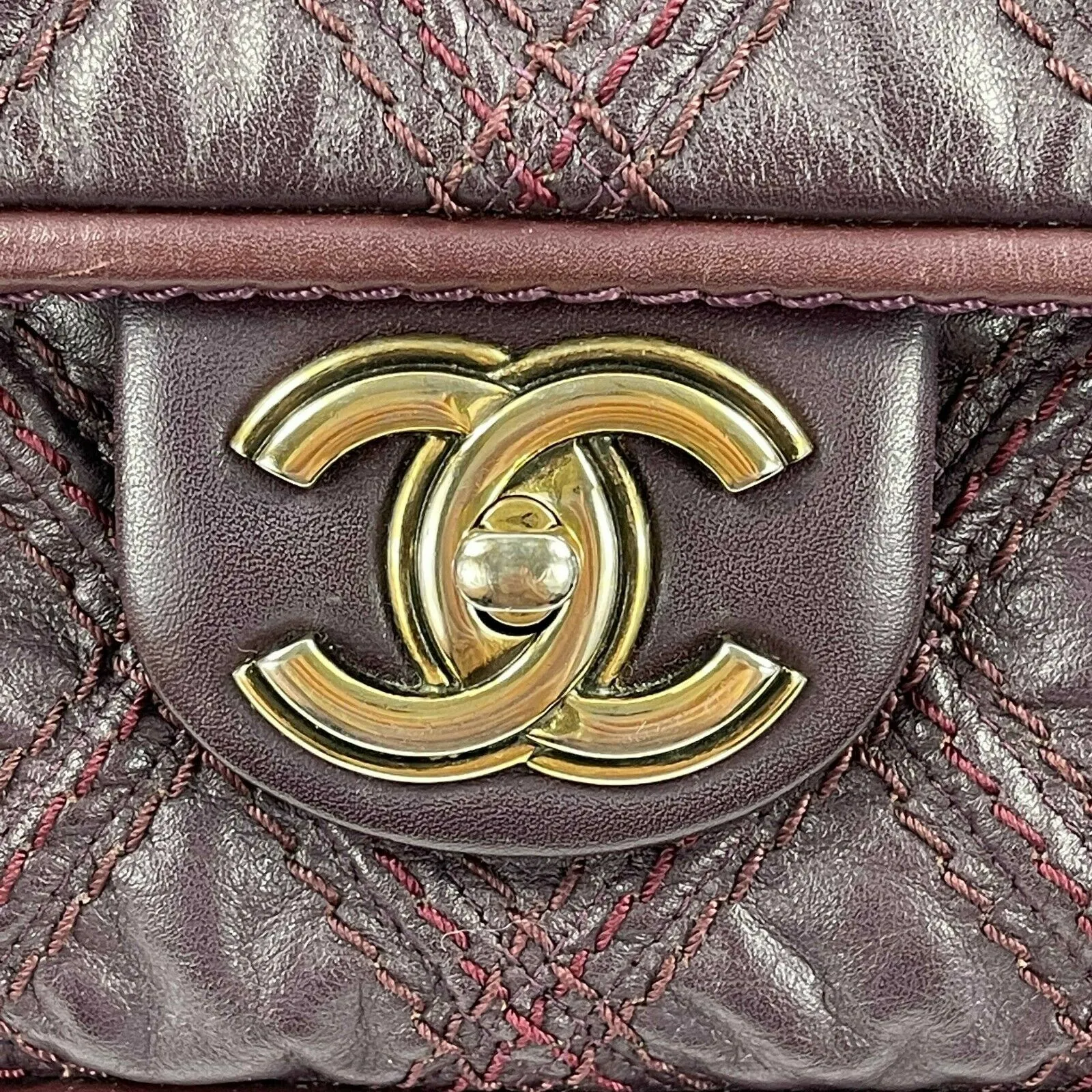 CHANEL - Stitched Leather Burgundy Large Flap CC - Crossbody / Shoulder Bag