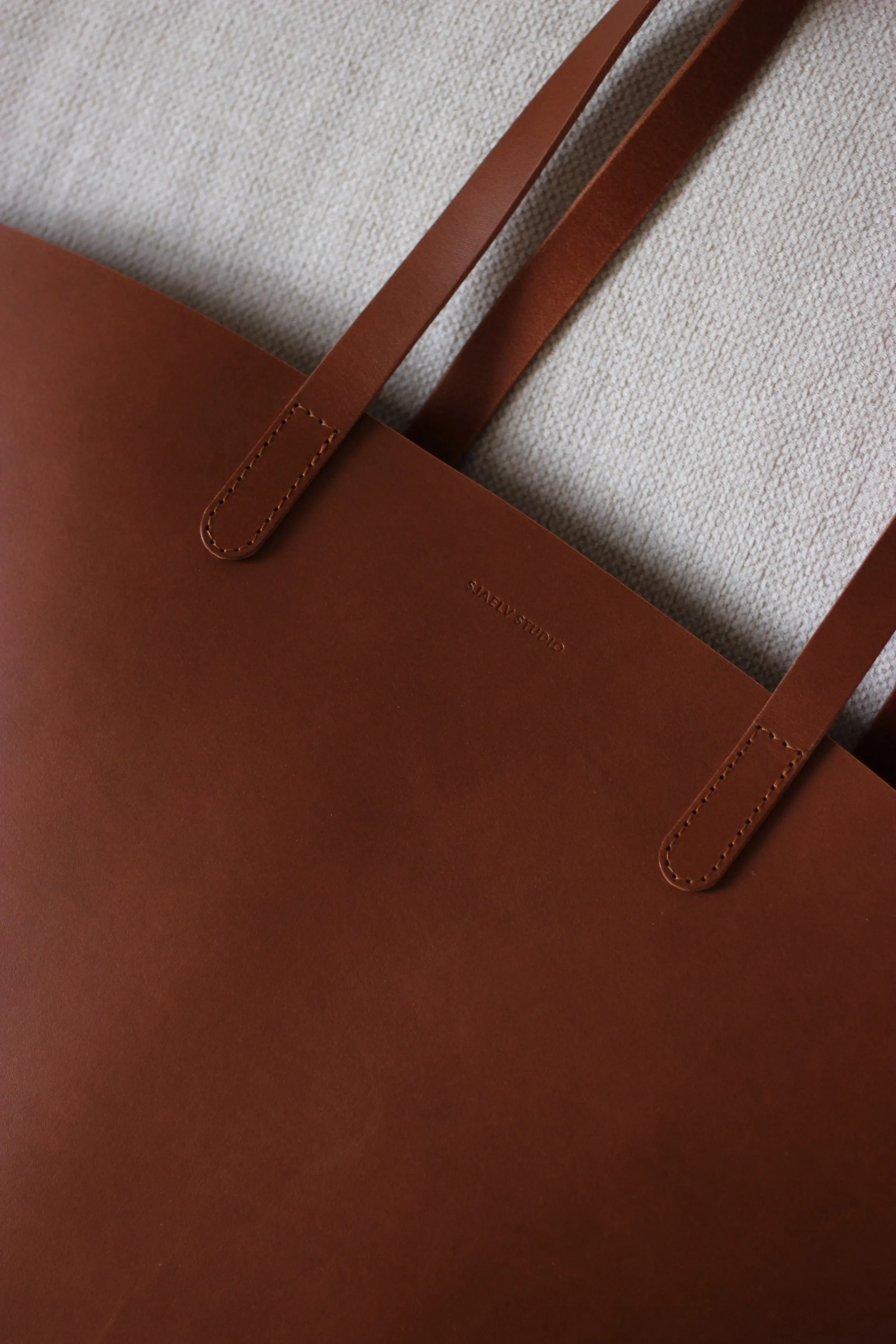 Curve tote bag brown